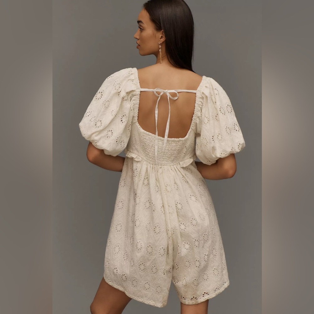 Pilcro Puff-Sleeve Eyelet Romper size small - Picture 6 of 10